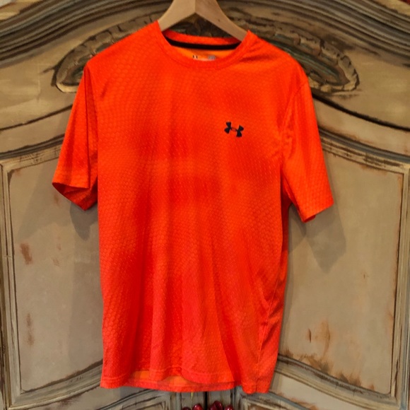bright orange under armour shirt